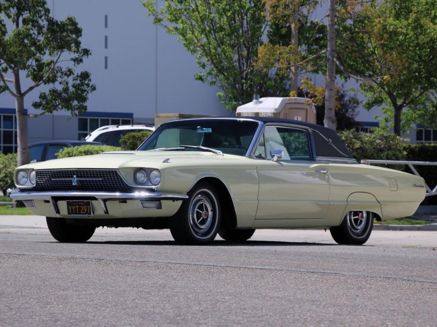  Ford Thunderbird Town Landau Coupe 1966 года  (фото 19 из 21)
